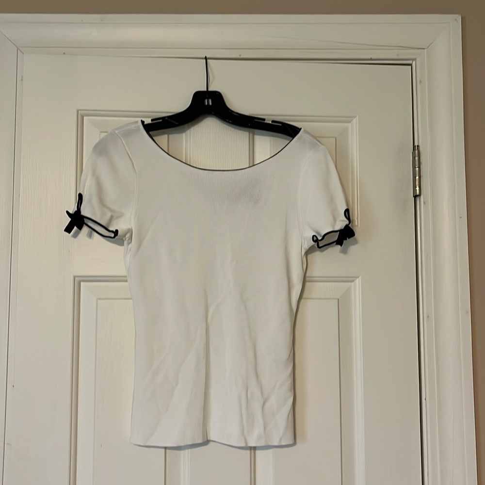 White House black market top